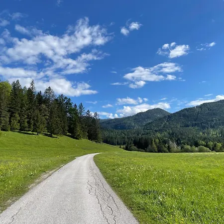 Alpine Retreat Apartman *